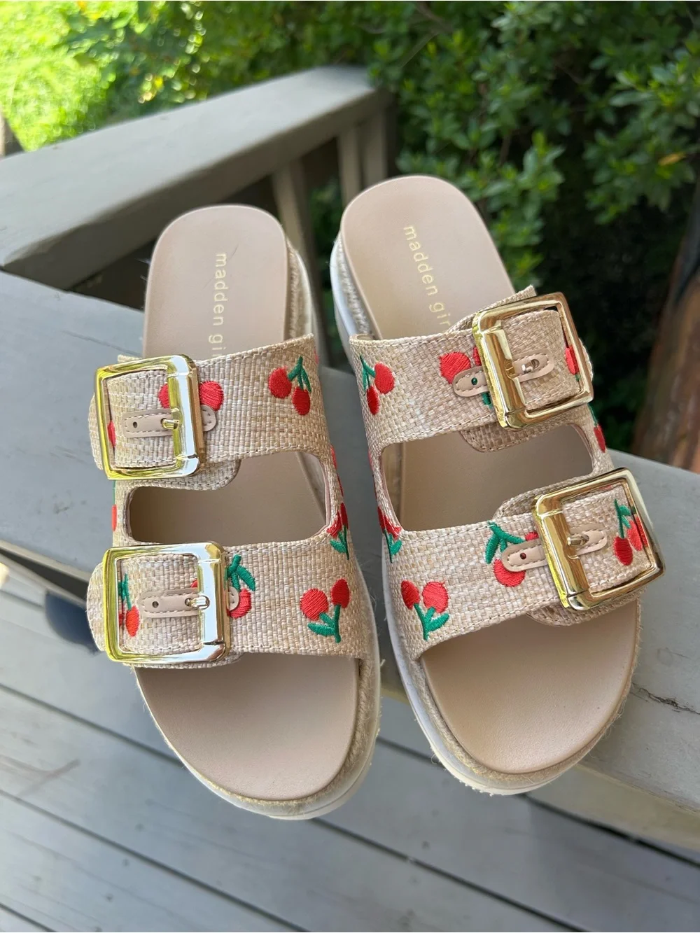 Madden Girl Woven Tan Cherry Embroidered Platform Slide Sandals New 7.5